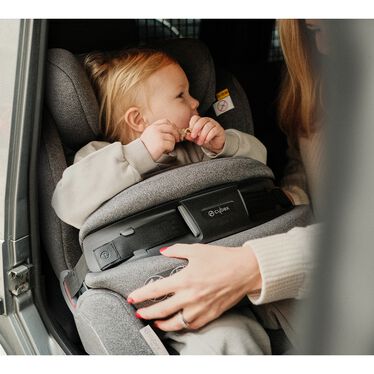 Up to 50% safer than conventional forward-facing car seats