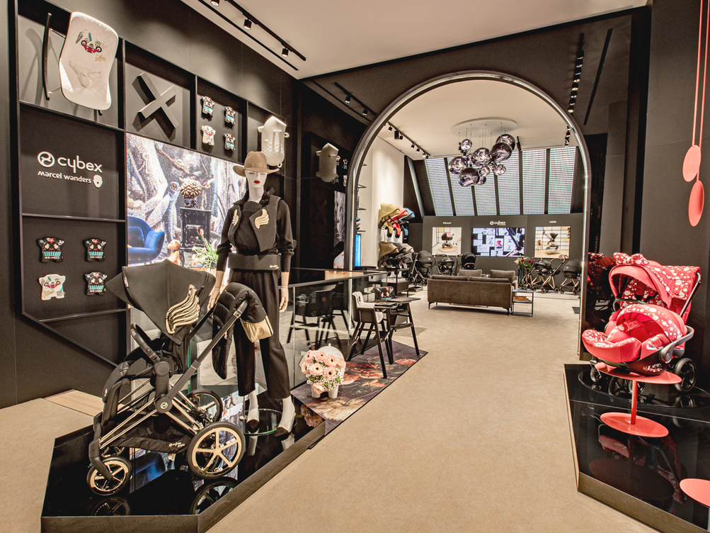 CYBEX Amsterdam Flagship Store Image